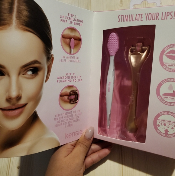 NEW Kensie lip plumper & exfoliator - Picture 2 of 3